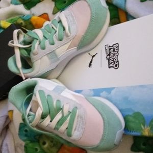 Puma. Youth sneakers size 13